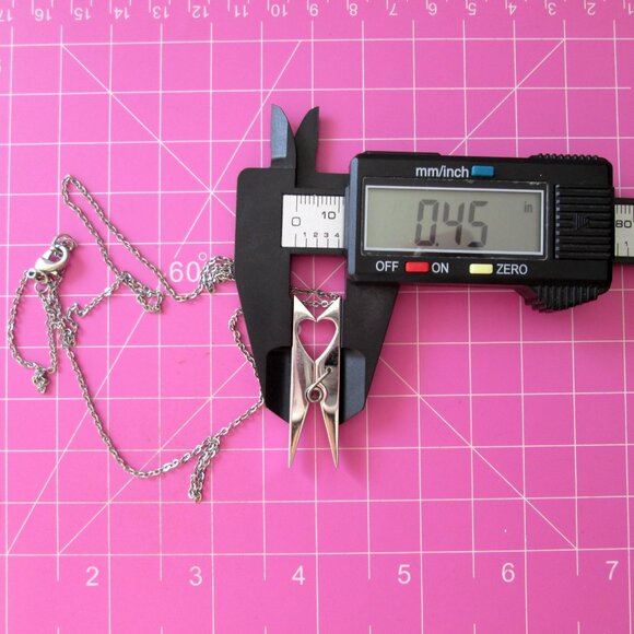 ZOPPINI Stainless Steel Pendant Necklace Heart Cutout Clothespin - Picture 13 of 16